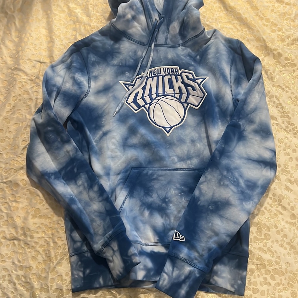 New Era NY Knicks Blue Cloud Small Sweatshirt